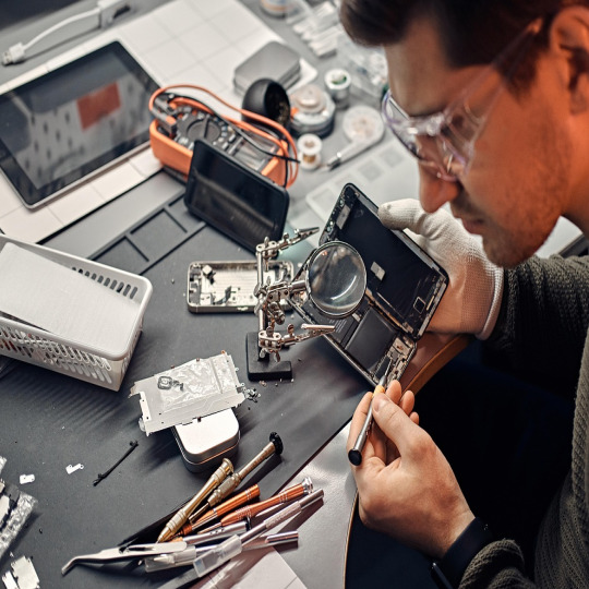 appliance repair technician portrait